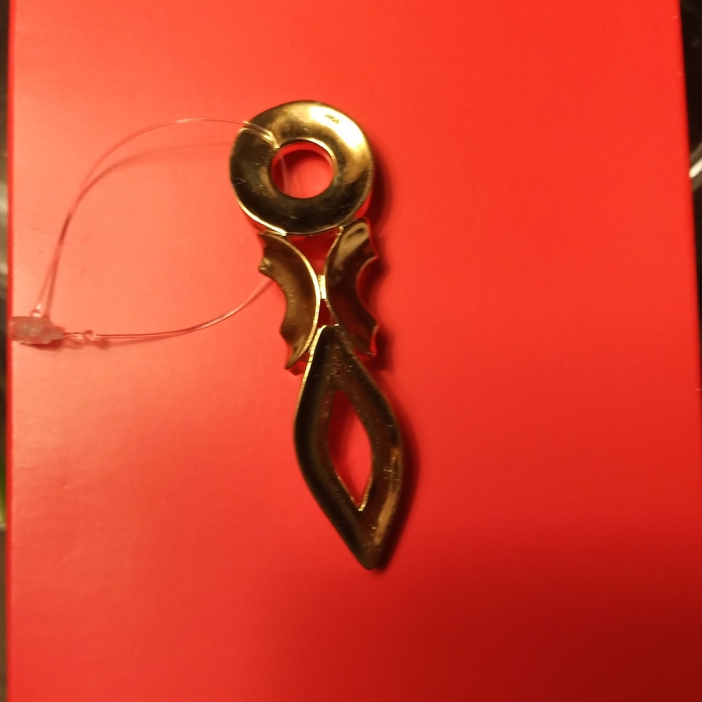 Brooch